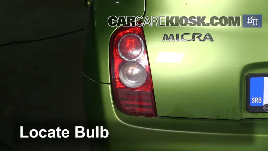 2005 Nissan Micra dCi 1.5L 4 Cyl. Turbo Diesel Éclairage Feu clignotant arrière (remplacer l'ampoule)